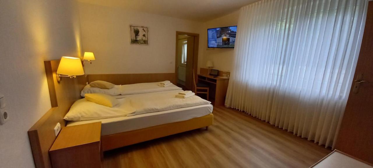 Kraeuterhotel & Restaurant Heidejaeger Mulmshorn Экстерьер фото