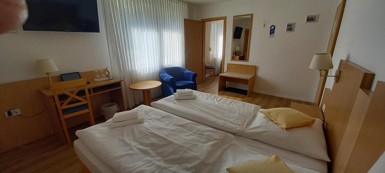 Kraeuterhotel & Restaurant Heidejaeger Mulmshorn Экстерьер фото