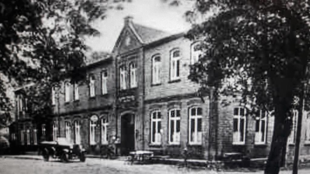 Kraeuterhotel & Restaurant Heidejaeger Mulmshorn Экстерьер фото